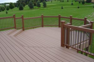 Deck with half steps.